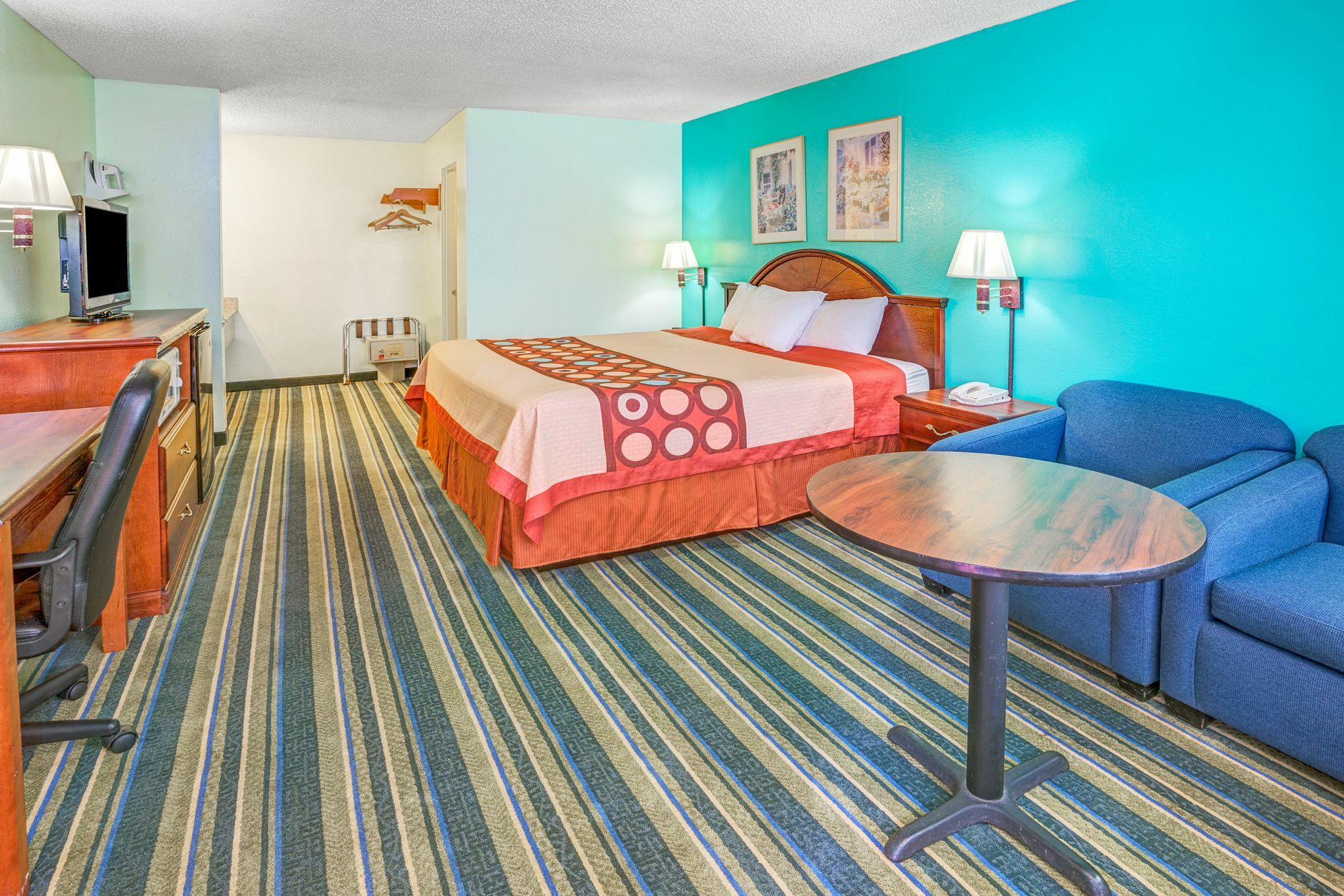 Super 8 by Wyndham Yreka Hotel Eksteriør billede